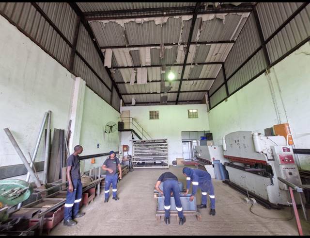 230M² INDUSTRIAL YARD TO LET IN QUEENSMEAD INDUSTRIA